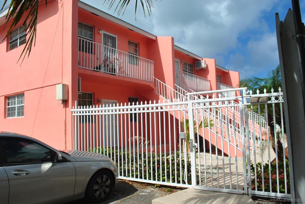 Apartment Tropical Hideaway